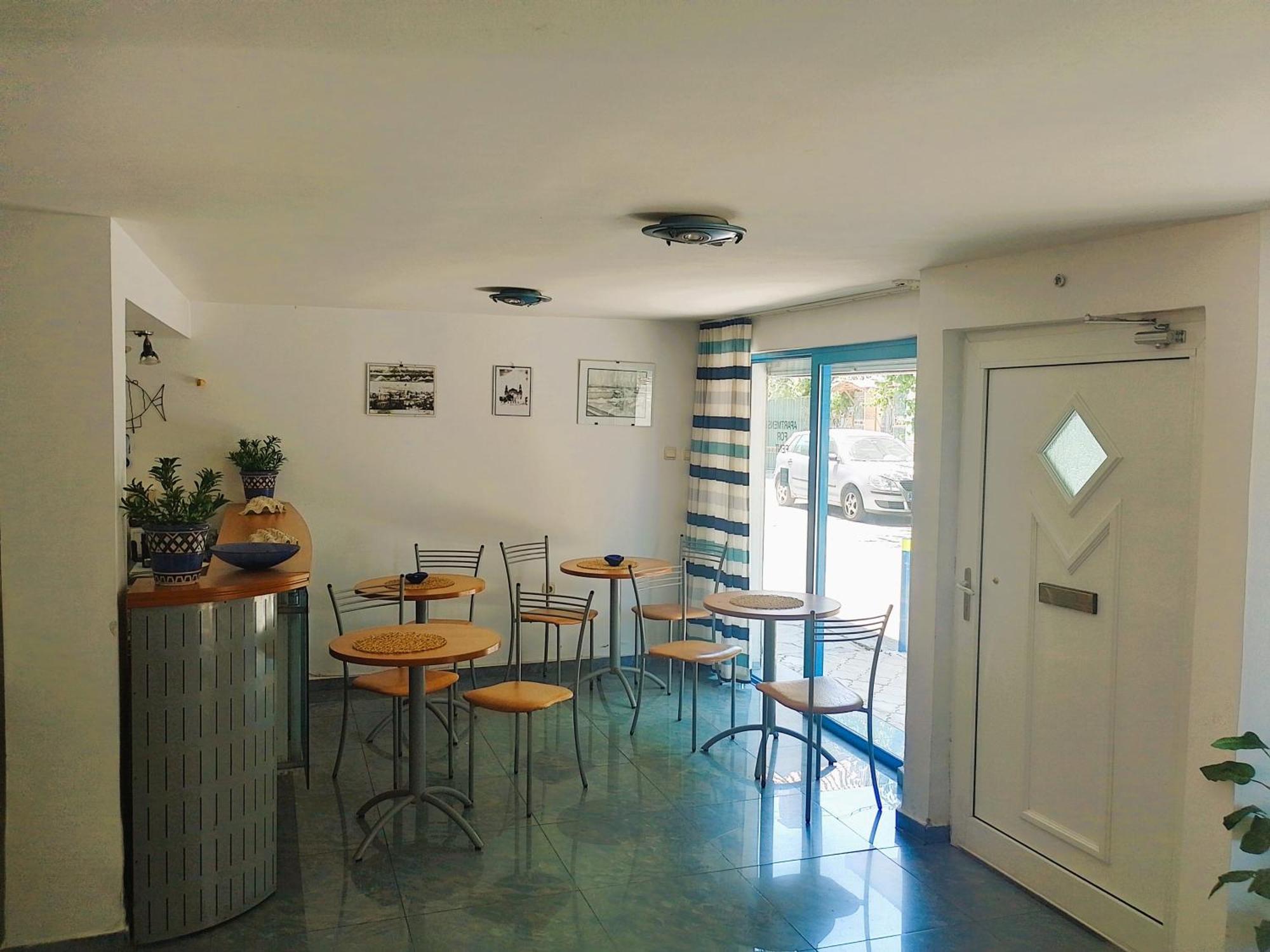 Lira Sto Apartments Pomorie Kültér fotó