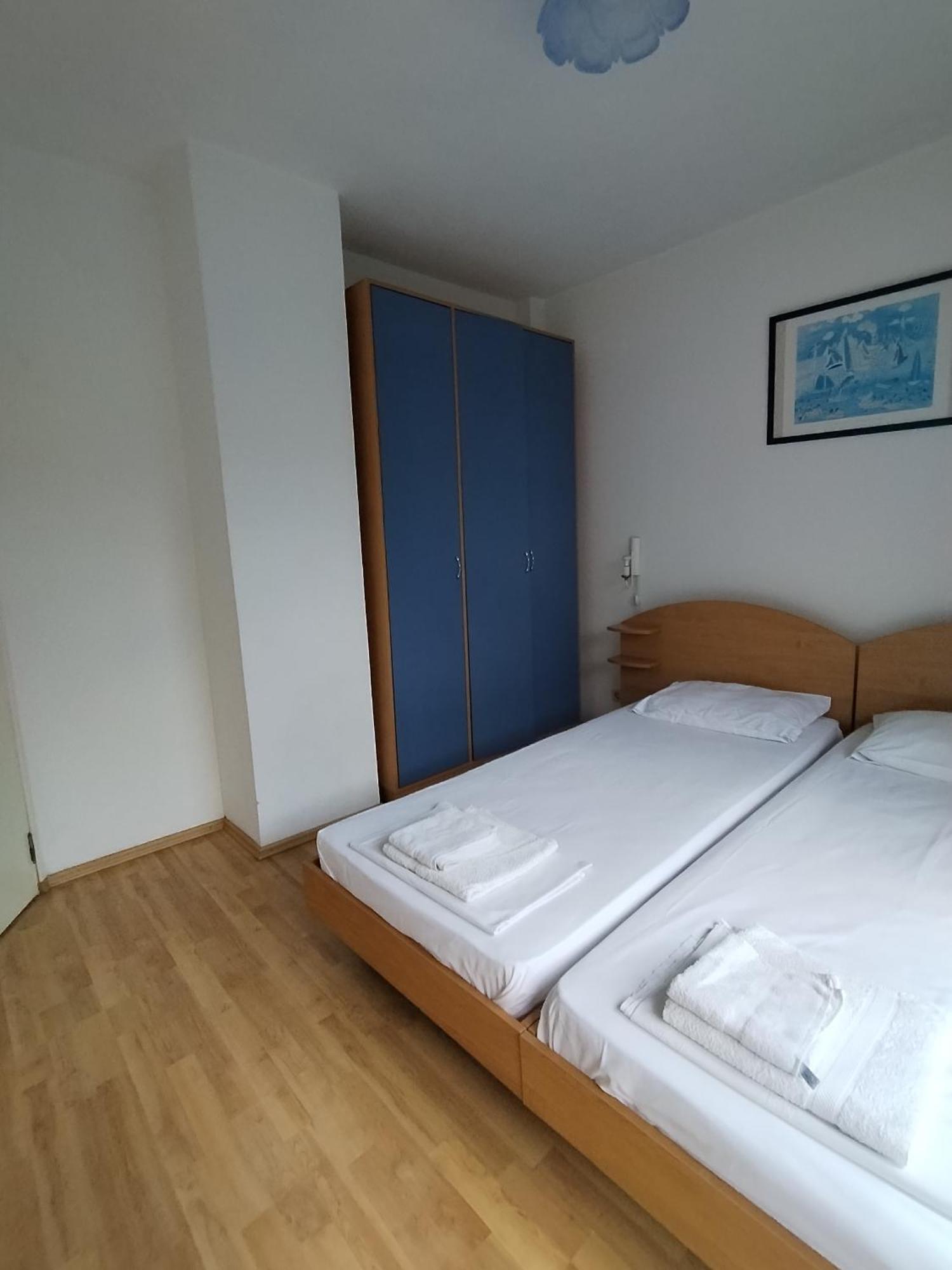 Lira Sto Apartments Pomorie Kültér fotó